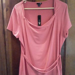 Last call sale - East 5th coral berry top